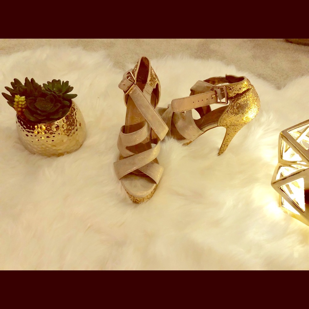 SOLD Gold glitter strappy heels